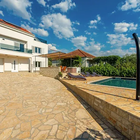 Apartments Luka & Lorena Galovac  Exterior photo