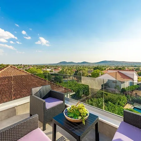 Apartments Luka & Lorena Galovac  Exterior photo